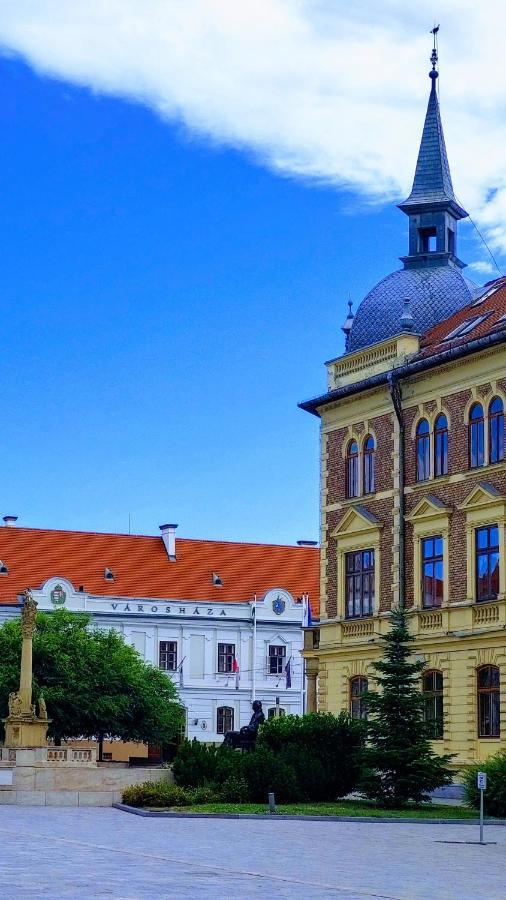 Madagascar Apartman Keszthely Eksteriør bilde